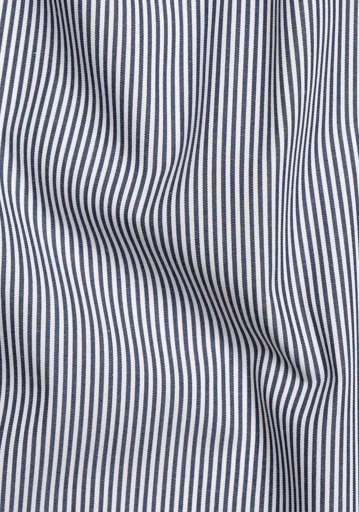 Black Narrow Stripes - Wrinkle Resistant