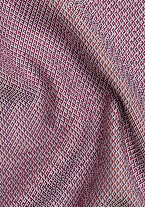 Burgundy Diamond Structured Wrinkle-Resistant
